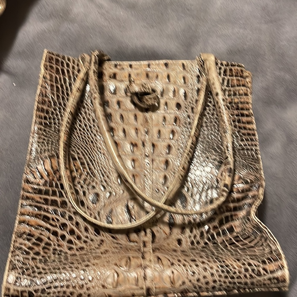 Purse - Picture 3 of 3